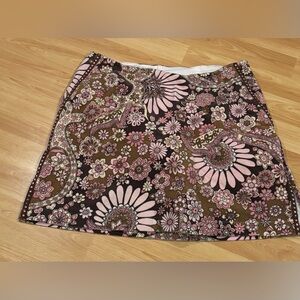 Golftini Floral Pink and Brown‎ Corduroy Skirt/
Skort